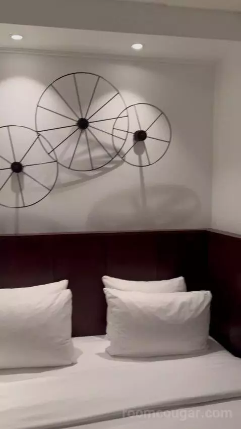 Nest (#10) picture #15
