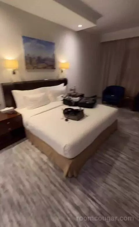 Superior King Room - Complimentary Transfer To Bluewater Island and Jbr view picture #1