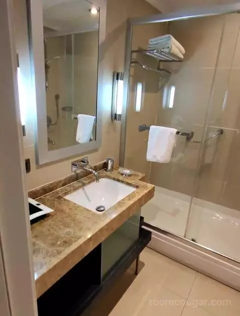 One Bedroom Suite (#1103) bathroom picture #3