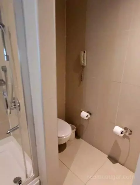 One Bedroom Suite (#1103) bathroom picture #7