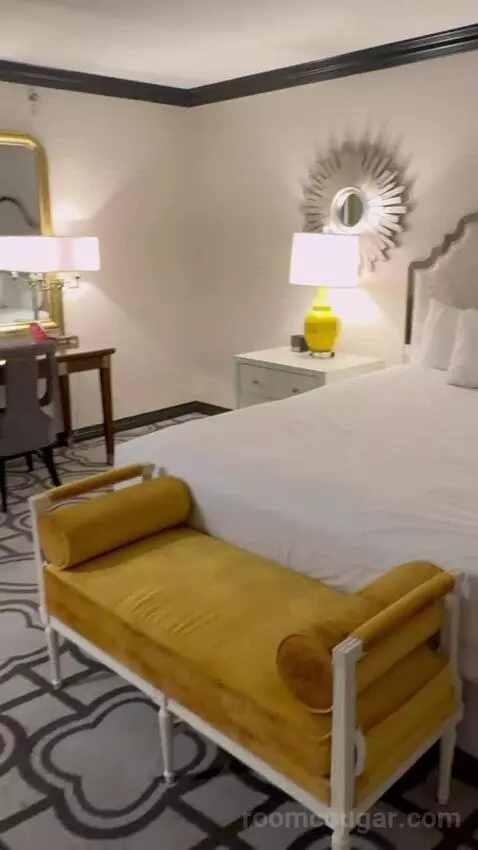 Bordeaux Lemans Suite King (1150P) bed picture #1