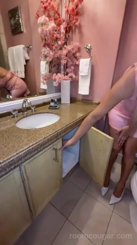 Flower Suite (#28118) bathroom picture #10