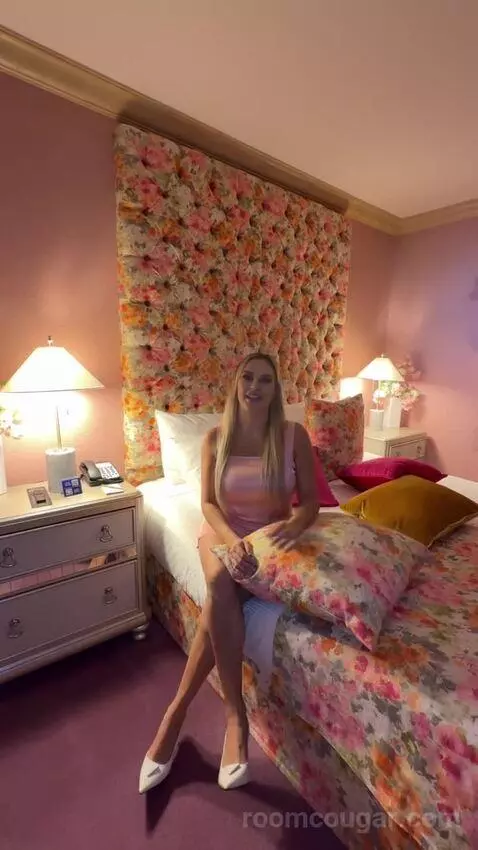 Flower Suite (#28118) bed picture #10