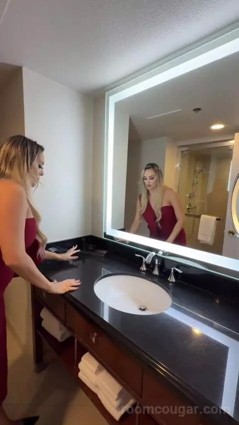 Luxe Room (#20-138) bathroom picture #1