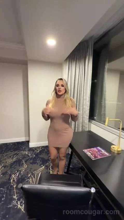 Premier Room (#1889) picture #23