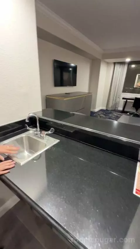 Premier Room (#1889) bathroom picture #10