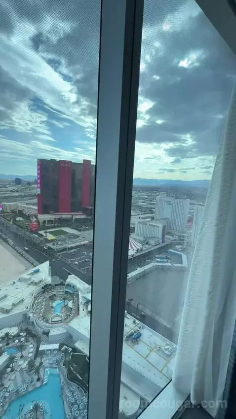 Gold King Strip Great View (#5041) view picture #8