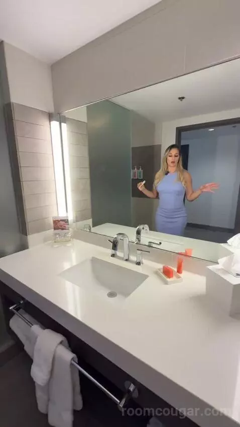 Ivory King (#25107) bathroom picture #9