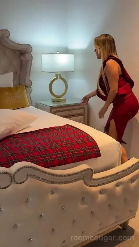 Christmas Suite (#28132) bed picture #11