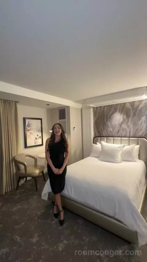 Premier Two Queen (#08111) bed picture #12