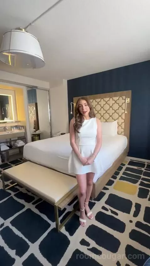 Blanca King bed picture #8