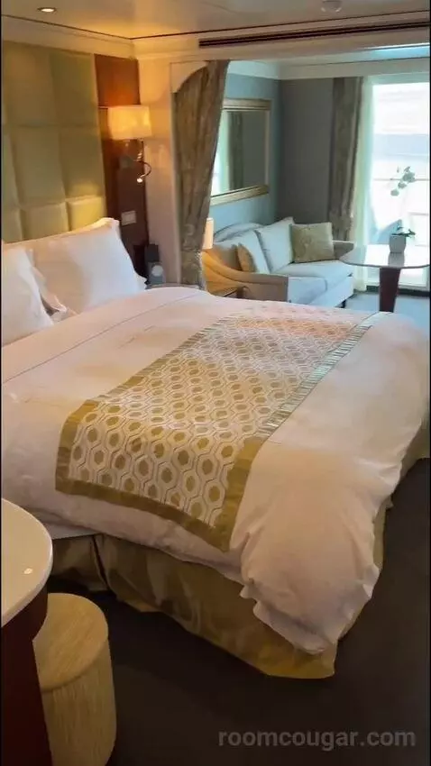 Balcony Cabin bed picture #2