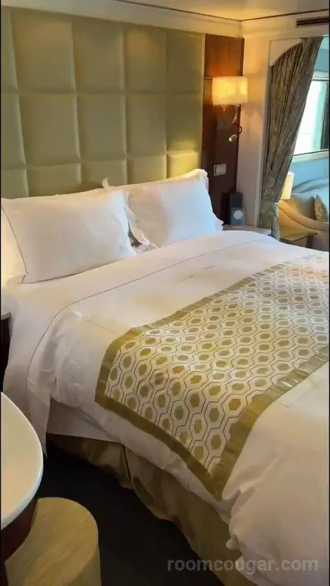 Balcony Cabin bed picture #3
