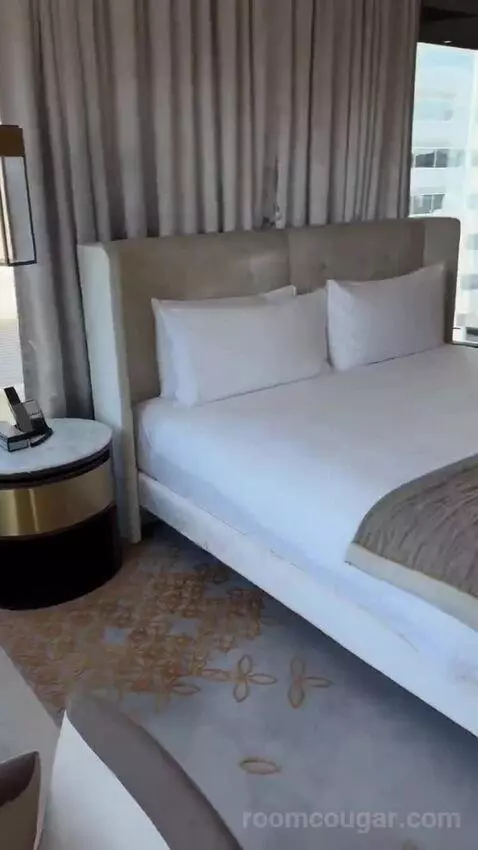 Penthouse Suite (#1611) bed picture #7