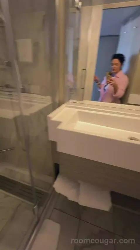Solo Infinite Veranda (#6139) bathroom picture #4