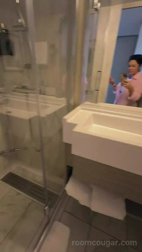 Solo Infinite Veranda (#6139) bathroom picture #5
