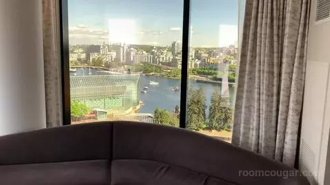 Executive Lounge Access 1 Bedroom Suite, 1 King (#1201) picture #4