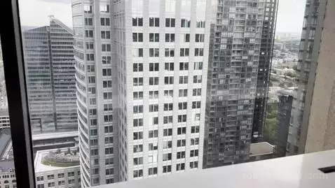 Club Level, Guest Room, 1 King, High Floor (#3230) view picture #7