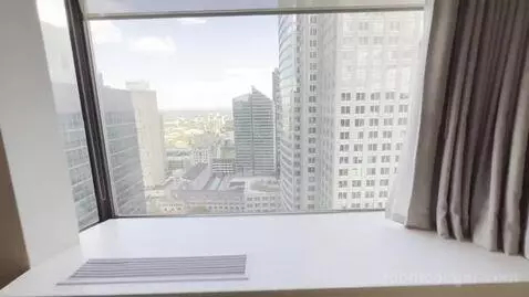 Club Level, Guest Room, 1 King, High Floor (#3230) view picture #2