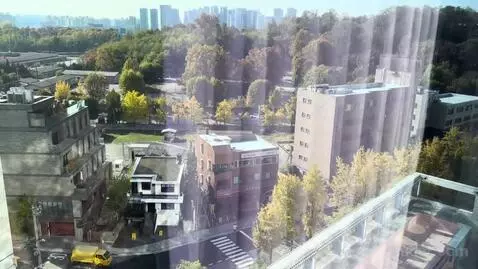 Itaewon King Room - Outdoor Pool Access Excluded (#1122) view picture #3