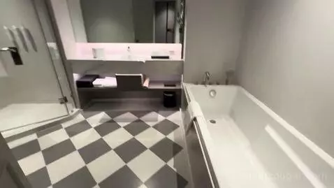 Deluxe King Room with Bathtub (#3819) bathroom picture #4