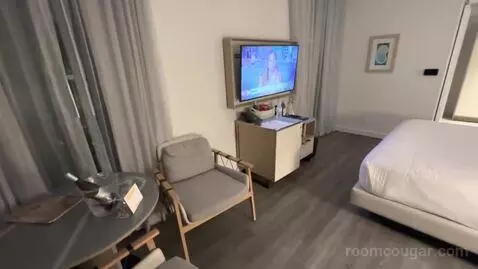 Premium Corner King Room with Terrace (#416) bed picture #6