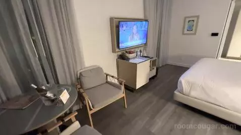Premium Corner King Room with Terrace (#416) bed picture #7