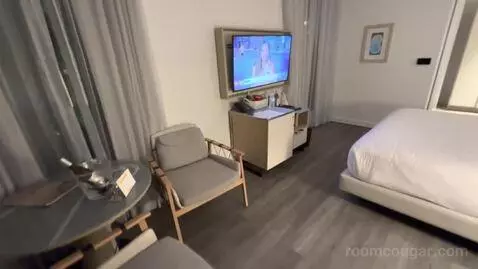 Premium Corner King Room with Terrace (#416) bed picture #8