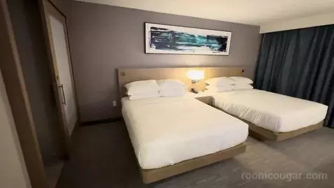 Queen Room with Two Queen Beds (#1016) bed picture #12
