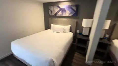 Studio Suite with Two Queen Beds, Sofa Bed and Kitchen (#809) bed picture #4