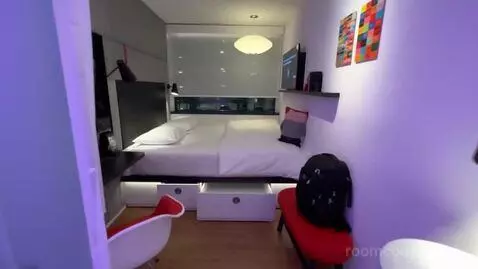 King Room (#514) bed picture #4