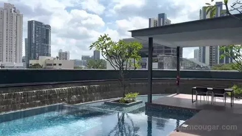 1 Queen Standard Top Floor Loft (#1310) view picture #8