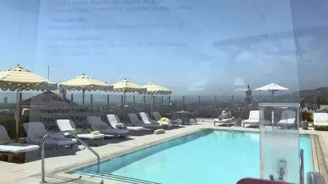 King Room with Hollywood Hills View (#723) view picture #6