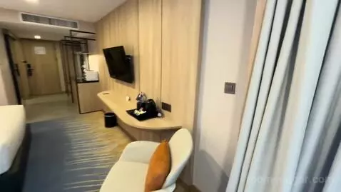 Queen Suite with Kitchenette and Balcony (#509) bed picture #1