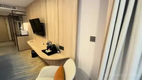 Queen Suite with Kitchenette and Balcony (#509) bed picture #3