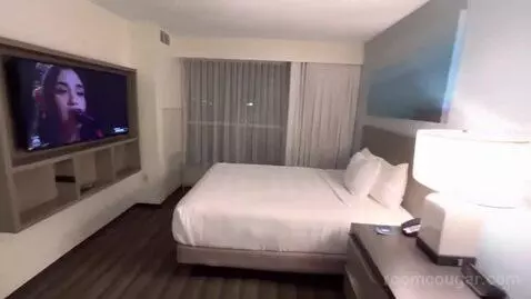 One-Bedroom Suite with Two Queen Beds with Kitchen and Sofa Bed (#326) view picture #8