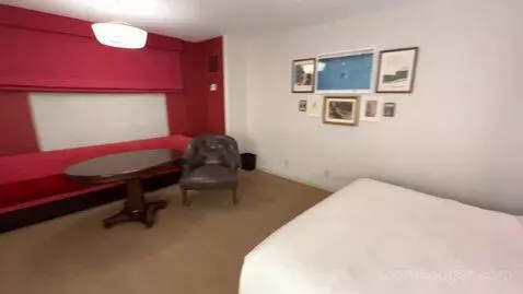 Park Mgm King (#310) bed picture #2