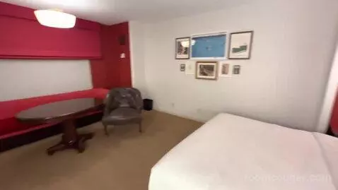 Park Mgm King (#310) bed picture #3