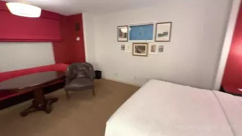 Park Mgm King (#310) bed picture #4