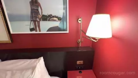 Park Mgm King (#310) bed picture #8