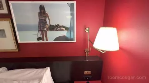 Park Mgm King (#310) bed picture #10