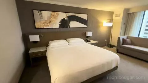 King Room (#743) bed picture #4