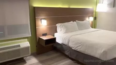 Standard (#309) bed picture #3