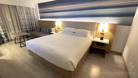King Room (#1427) bed picture #6