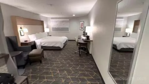 King Room (#324) picture #4