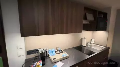 Jr Suite (#132) picture #3