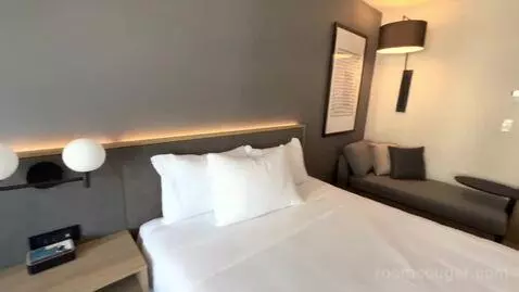 Queen Room with Two Queen Beds (#2419) bed picture #9