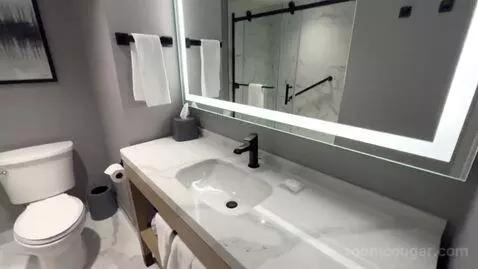 Queen Room with Two Queen Beds (#2419) bathroom picture #1