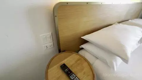 King Room with Balcony (#630) bed picture #11