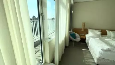 Queen Room with Balcony (#624) bed picture #3